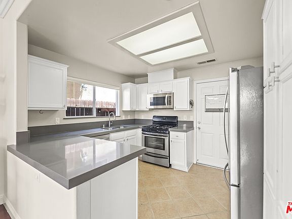 4th image of 8554 Burnet Ave Unit 125