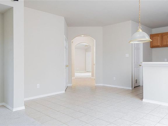 3rd image of 3308 Corral Creek Dr