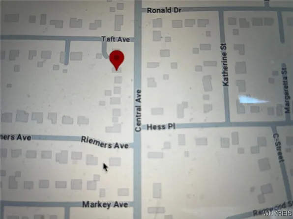 402 Central Ave #27, Lancaster, NY 14086