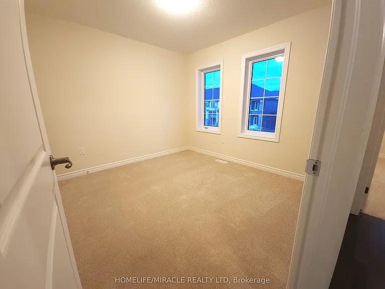 15 Copeman Ave — Photo 12