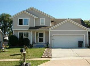 6736 Northview Dr, Urbandale, IA 50322