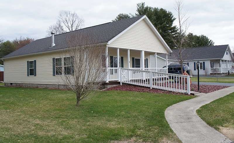 2nd image of 1 Cherry Ln