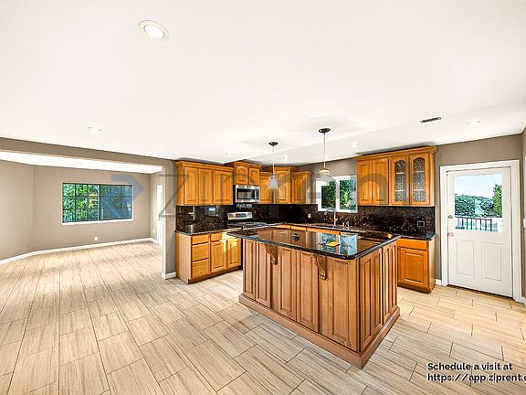 2nd image of 5187 Llano Dr