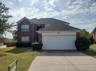 408 Attaway Dr, Euless, TX 76039