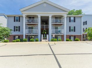 1210 Creve Coeur Crossing Ln APT C, Chesterfield, MO 63017