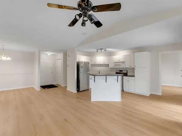 1307 NE Valleyview Park SE #307, Calgary, AB T2B 3R6