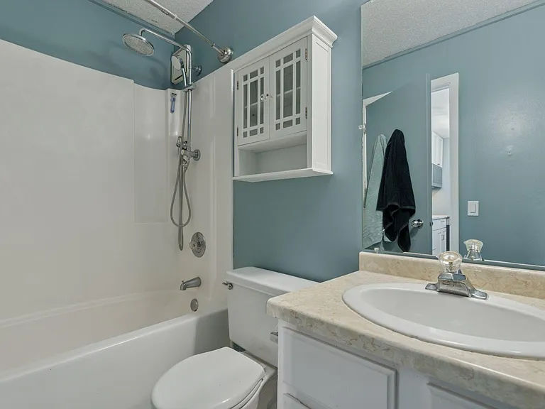 66 9th St #2501 — Photo 30