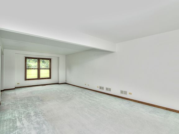 5th image of 650 Lavina Ct