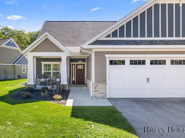 148 Tamarack Ln NE #2B, Rockford, MI 49341