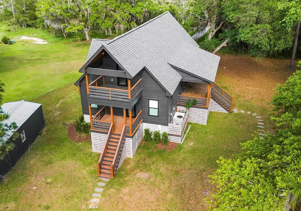 3399 Freeman Hill Rd