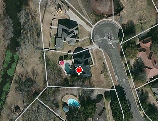 1st image of 904 Drane Pl