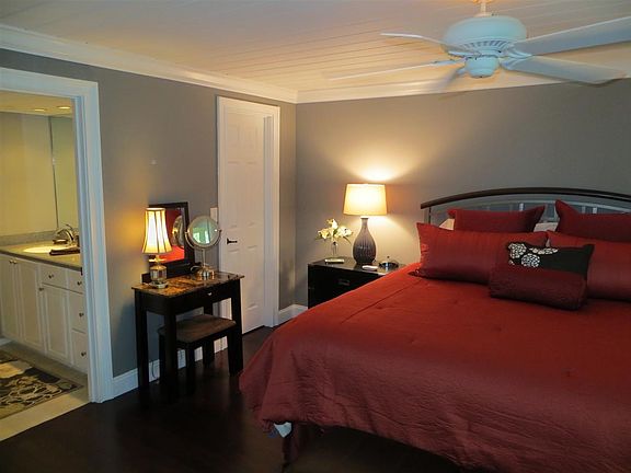 5th image of 9801 S Harbour Pointe Dr #H-24