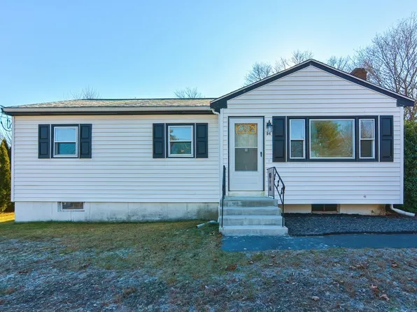 56 Phillip Dr, Bellingham, MA 02019