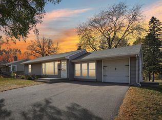 2200 Flag Ave S, Saint Louis Park, MN 55426