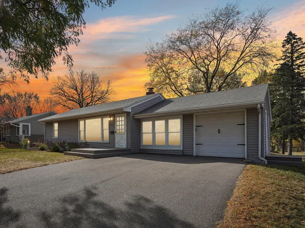 2200 Flag Ave S, Saint Louis Park, MN 55426