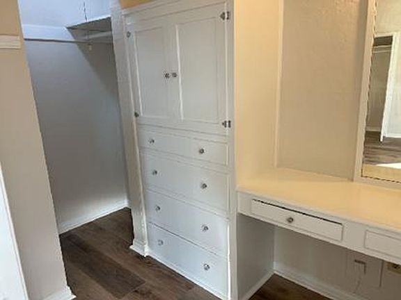 4th image of 1840 N Berendo St APT 203