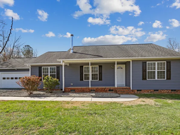 600 Rolling Meadow Dr, Mebane, NC 27302
