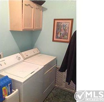 4th image of 1100 Colina Bella Dr