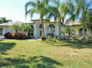 285 NE Elm Ter, Jensen Beach, FL 34957