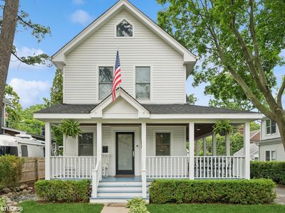 126 E North Ave, Lake Bluff, IL, 60044