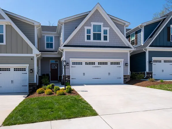 909 Marsac St, Charlottesville, VA 22901