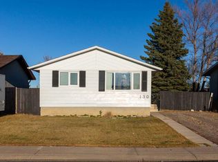 130 Ryerson Rd W, Lethbridge, AB T1K4P1