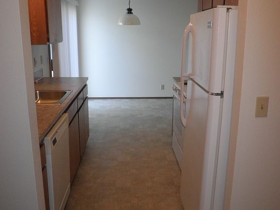 3rd image of 1084 NE 21st Ave
