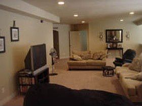 1st image of 1939 N Nuttall Dr