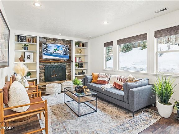 5th image of 7868 Summer Hill Dr