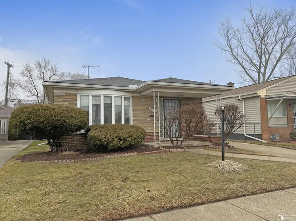 6721 Buhr St, Hamtramck, MI 48212