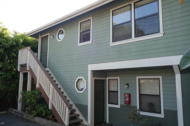 1st image of 605 Coronel Pl APT C