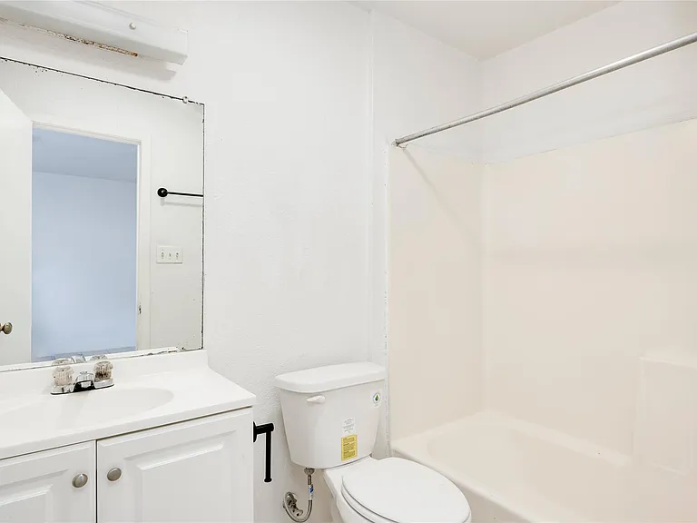 5208 Bogey Ct #B — Photo 22