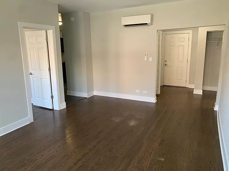 5527-5537 S Everett Ave — Photo 46