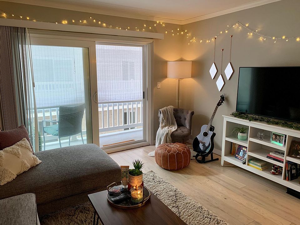 Living room.