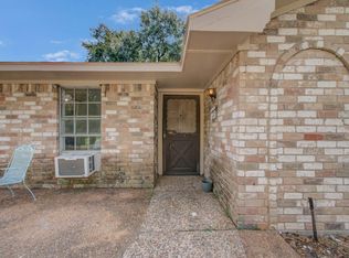 809 Collins St, Richmond, TX 77469