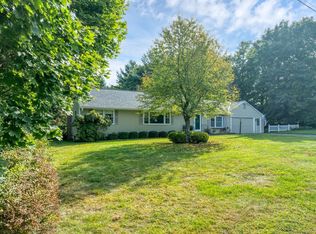 34 Hobby Dr, Ridgefield, CT 06877