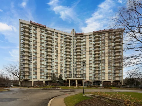 40 N Tower Rd APT 6E, Oak Brook, IL 60523