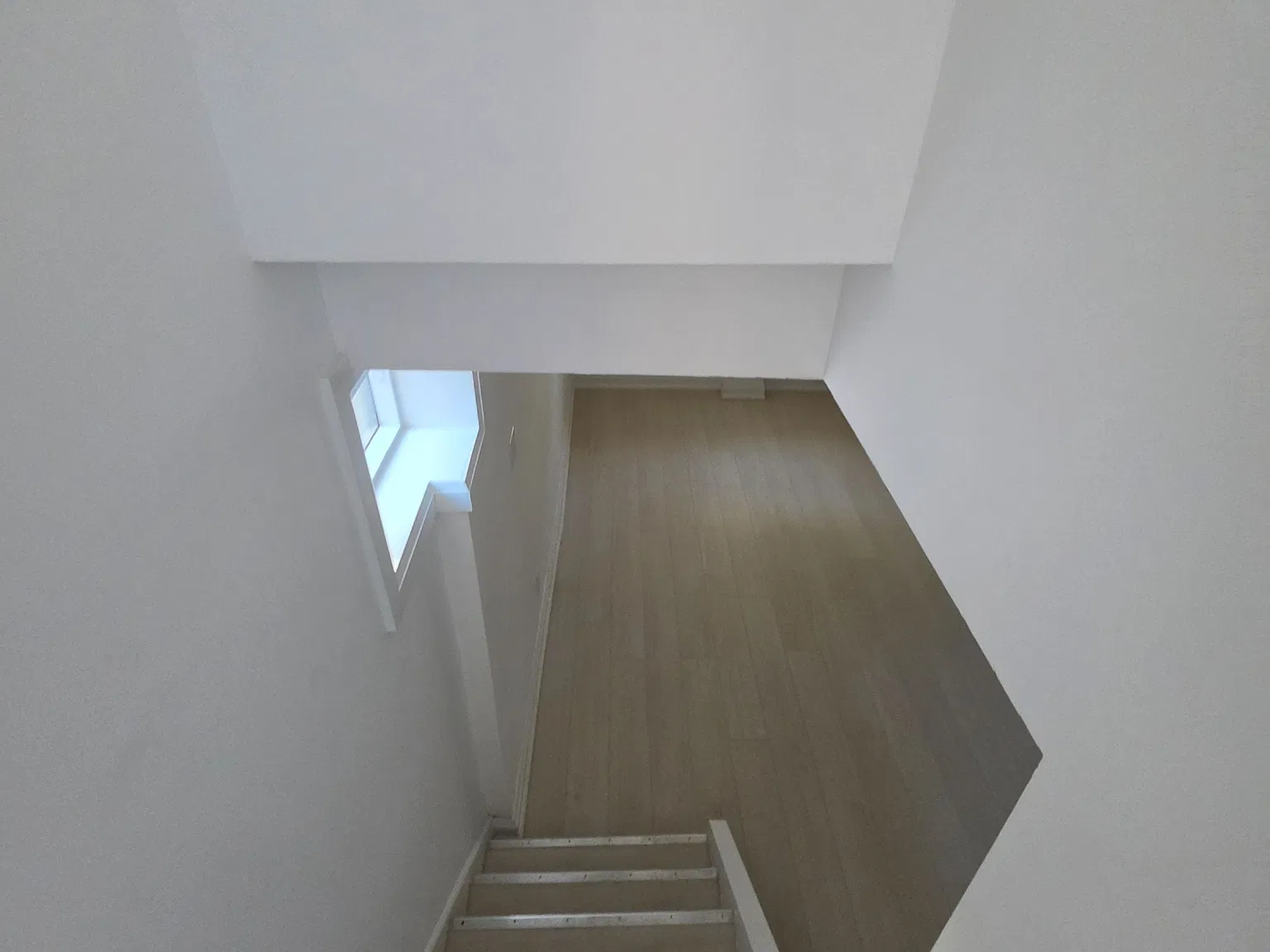 3 bed, $2,700 — Photo 4
