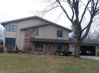 3769 W Holmes Ave, Greenfield, WI 53221