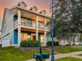 1208 Oakcrest Dr, Aubrey, TX 76227
