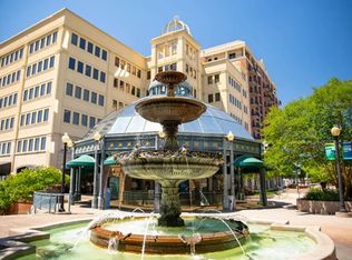 215 W College Ave, Tallahassee, FL 32301