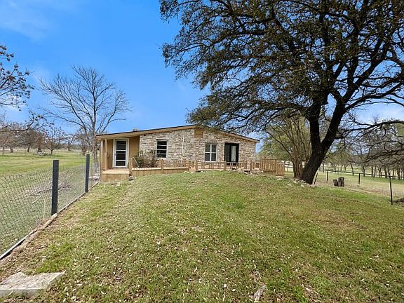 4th image of 7121 McGregor Park Rd