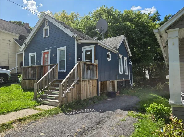 210 Duane St, Syracuse, NY 13205