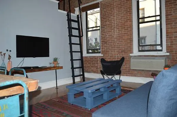 Rented by Dream Space Realty | media 24