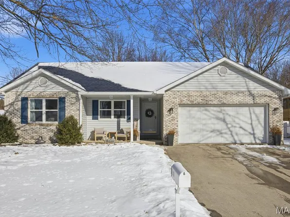 150 Sunfish Dr, Highland, IL 62249