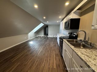 2 Danielson St APT 6, Waterville, ME 04901