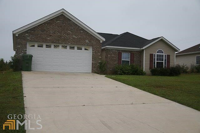 1st image of 202 N Bridgeport Dr