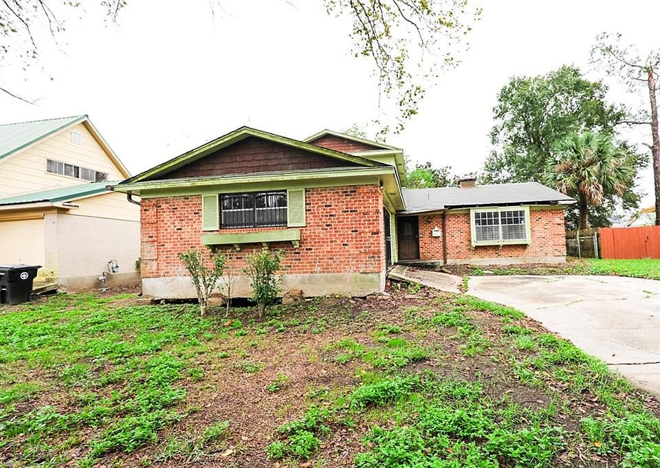 1st image of 13018 Deauville Ct