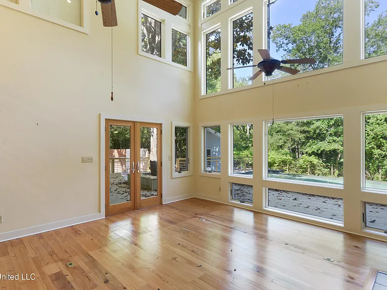 1220 Sunset Ave — Photo 7