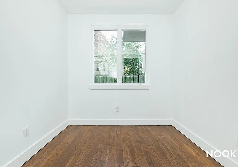 119 Clifton Pl #1C — Photo 2